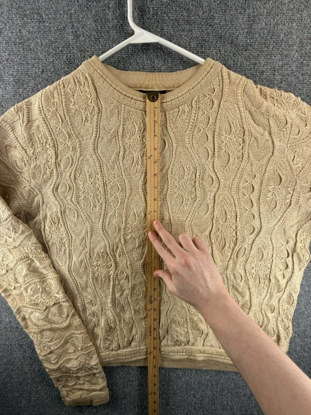 Coogi Basics Australia Made Sweater Men Knit 3D Large Beige Pullover Crew Neck